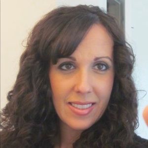 Meet your Posher, Roslyn